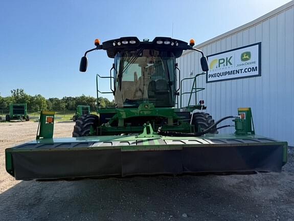 Image of John Deere W235 equipment image 2