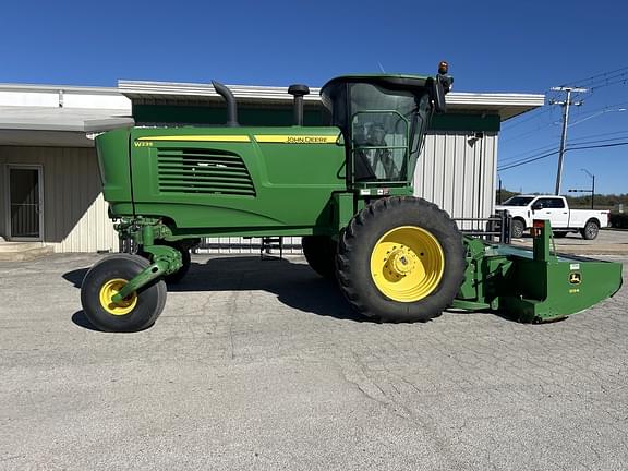 Image of John Deere W235 equipment image 1