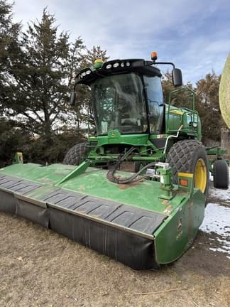 Image of John Deere W235 equipment image 4