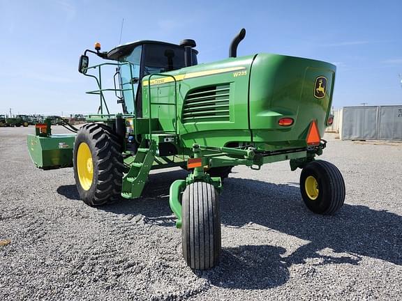 Image of John Deere W235 equipment image 4