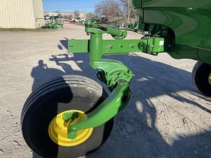 Main image John Deere W235 13