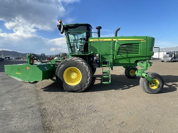 Image of John Deere W235 equipment image 1