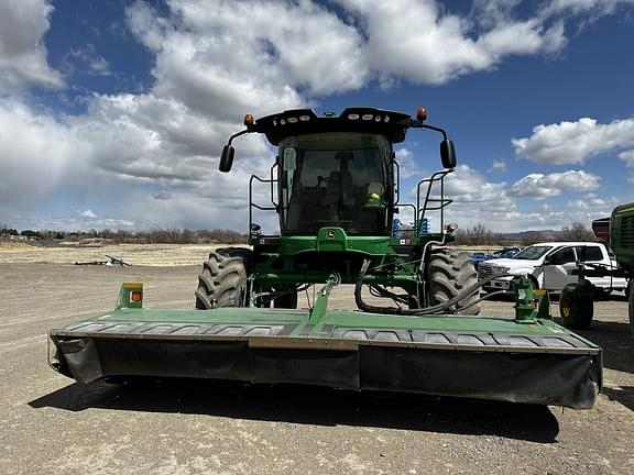 Image of John Deere W235 equipment image 2