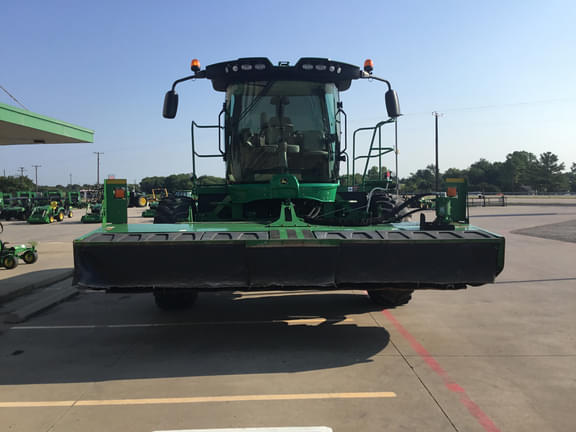 Image of John Deere W235 equipment image 1