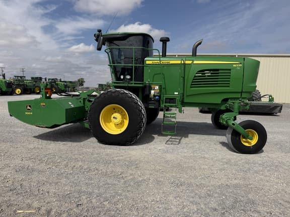 Image of John Deere W235 equipment image 2