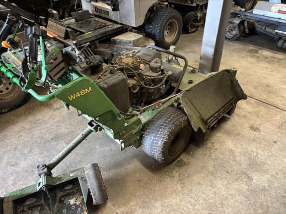 Image of John Deere W48M equipment image 4