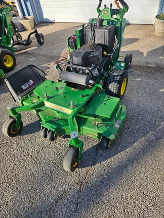 Image of John Deere W52R Primary image