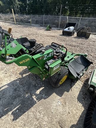 Image of John Deere W52R equipment image 4