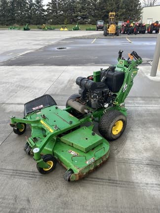 Image of John Deere W61R equipment image 2