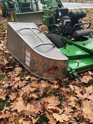 Image of John Deere W61R equipment image 3