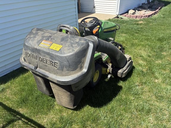 Image of John Deere X330 equipment image 2