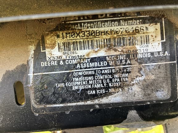 Image of John Deere X330 equipment image 4