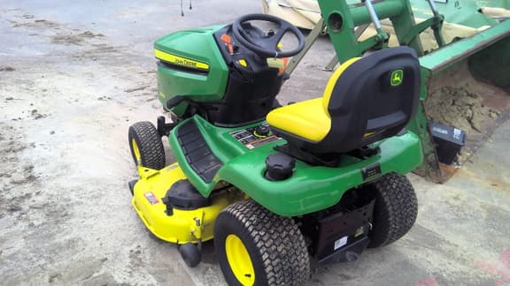 Image of John Deere X350 equipment image 2