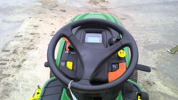 Image of John Deere X350 equipment image 4