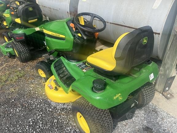 Image of John Deere X350 equipment image 3