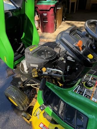 Image of John Deere X350 equipment image 4
