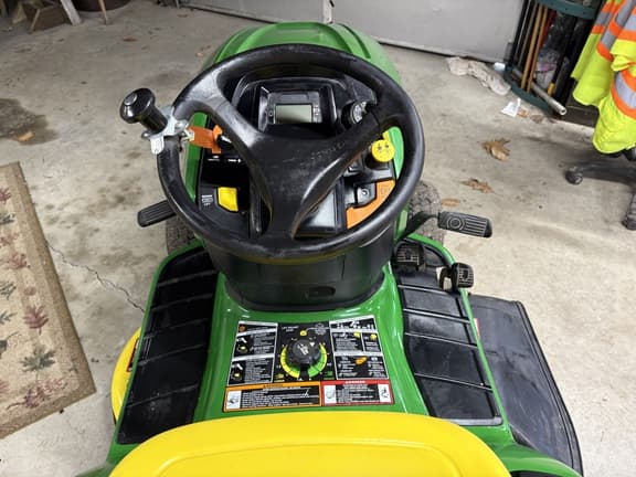 Image of John Deere X350 equipment image 4