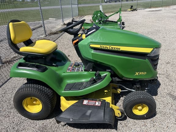 Image of John Deere X350 equipment image 4