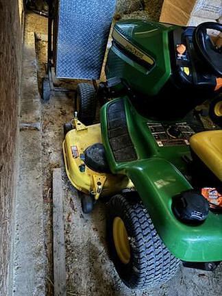 Image of John Deere X350 equipment image 3