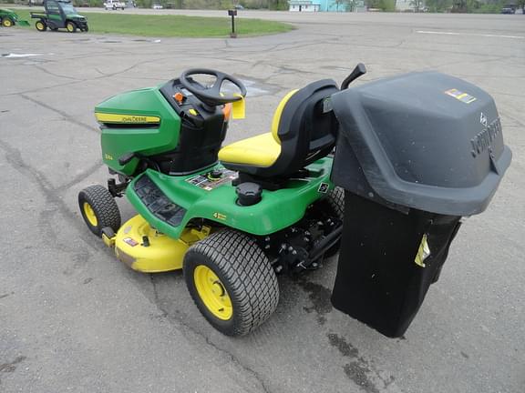 Image of John Deere X354 equipment image 3