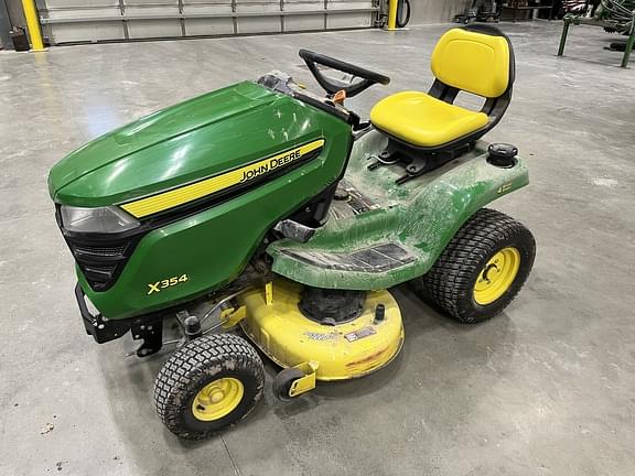 Image of John Deere X354 equipment image 1