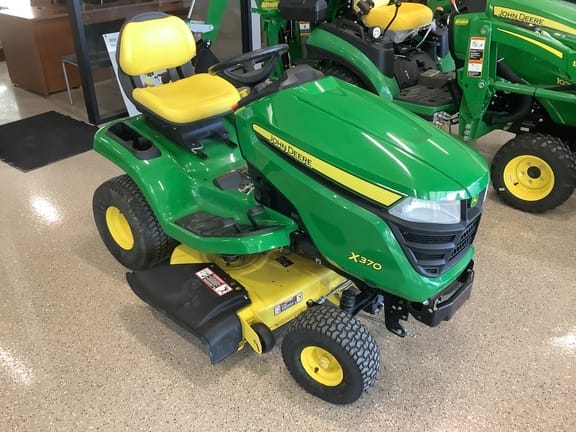 Main image John Deere X370