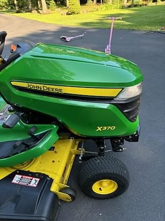 Image of John Deere X370 Primary image