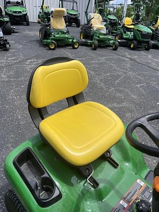 Image of John Deere X370 equipment image 2