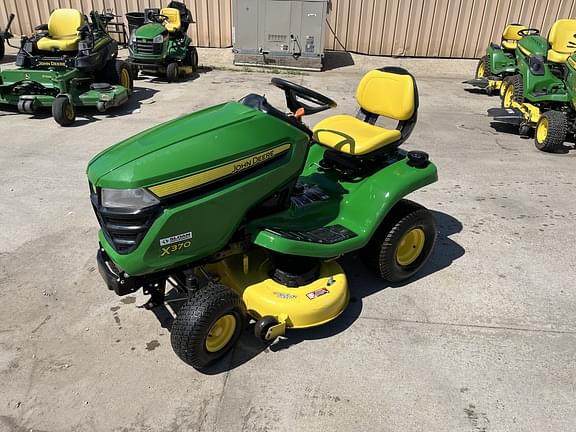 Image of John Deere X370 Primary image