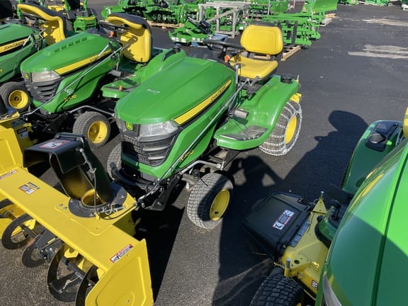 Main image John Deere X380