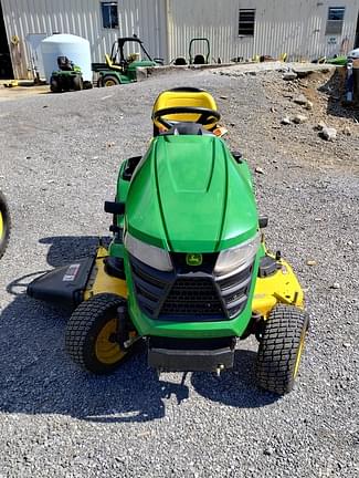 Image of John Deere X380 equipment image 4