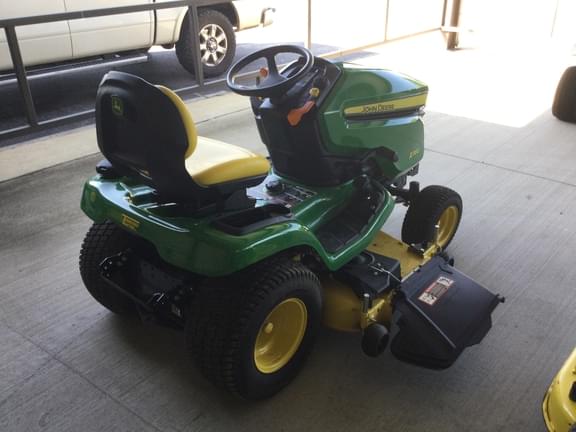 Image of John Deere X380 equipment image 3