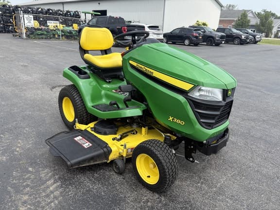 Image of John Deere X380 equipment image 2