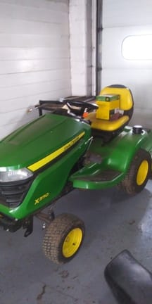 2019 John Deere X380 Equipment Image0