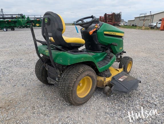 Image of John Deere X380 equipment image 2
