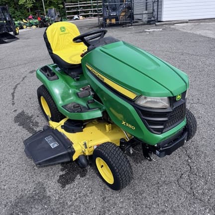 Image of John Deere X380 equipment image 3