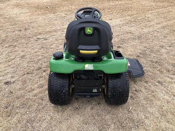 Image of John Deere X380 equipment image 3