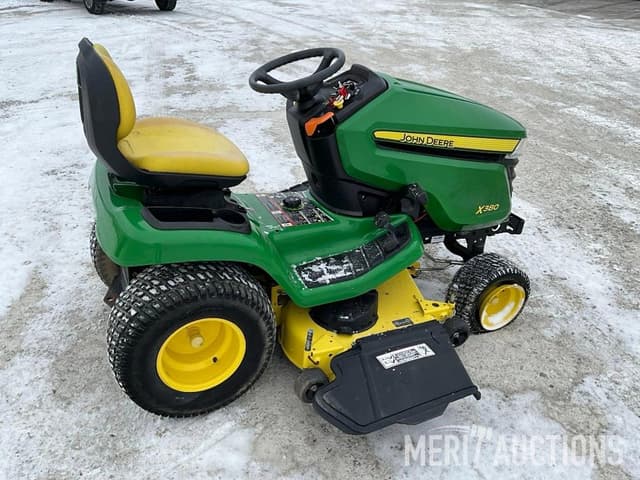 Image of John Deere X380 equipment image 3