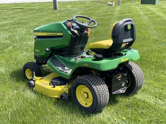 Image of John Deere X384 equipment image 4