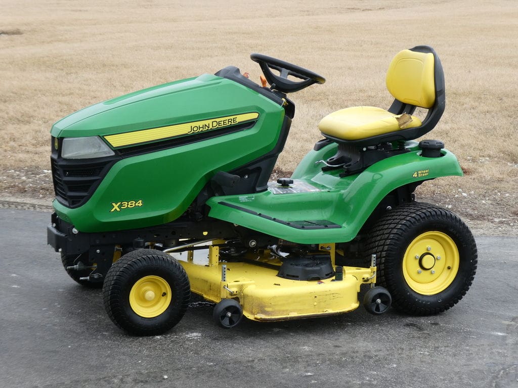 2019 John Deere X384 Equipment Image0