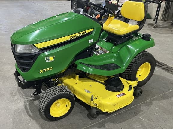 Image of John Deere X390 Primary image
