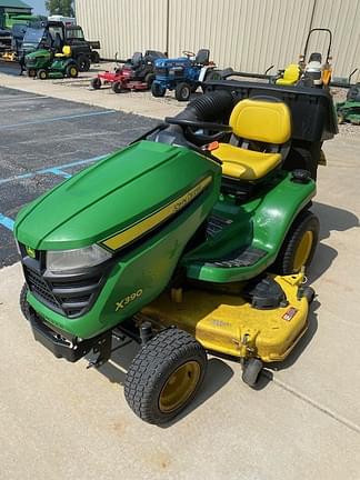 Image of John Deere X390 equipment image 2