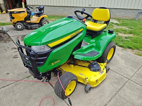 Image of John Deere X390 Primary image
