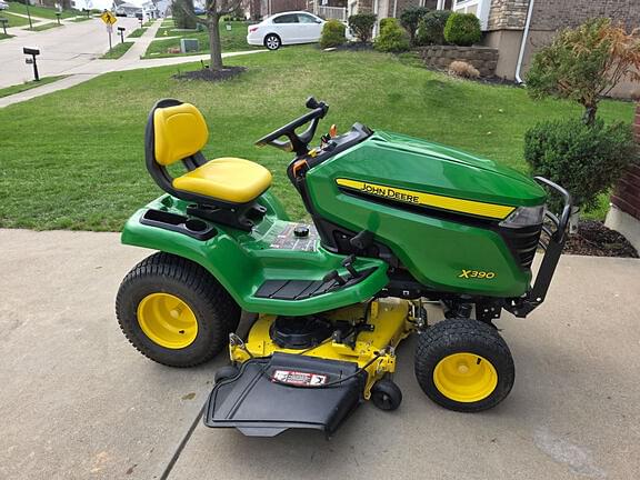 Image of John Deere X390 Primary image