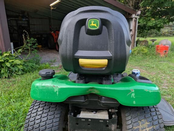 Image of John Deere X390 equipment image 2
