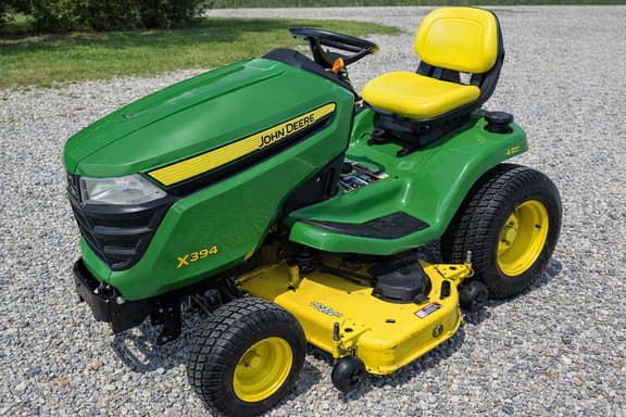 Image of John Deere X394 equipment image 1