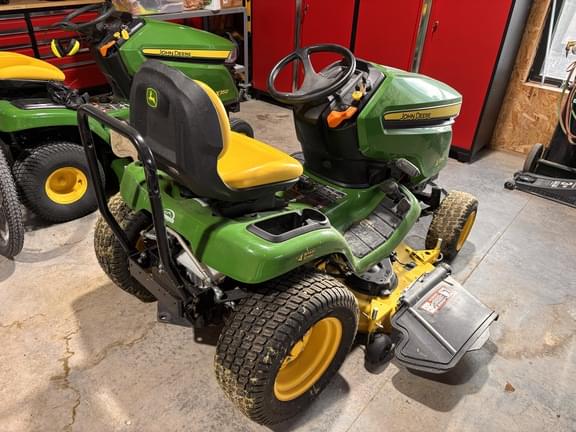 Image of John Deere X394 equipment image 3