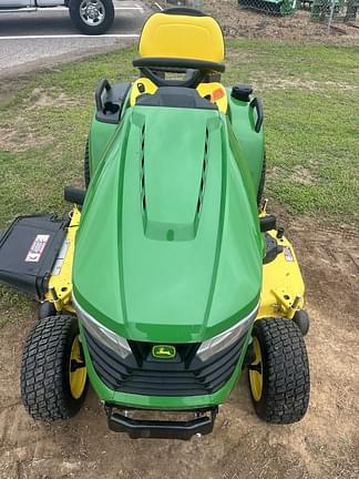 Image of John Deere X570 equipment image 2