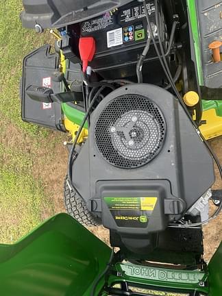 Image of John Deere X570 equipment image 4
