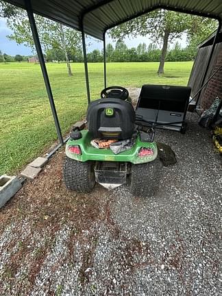 Image of John Deere X570 equipment image 3